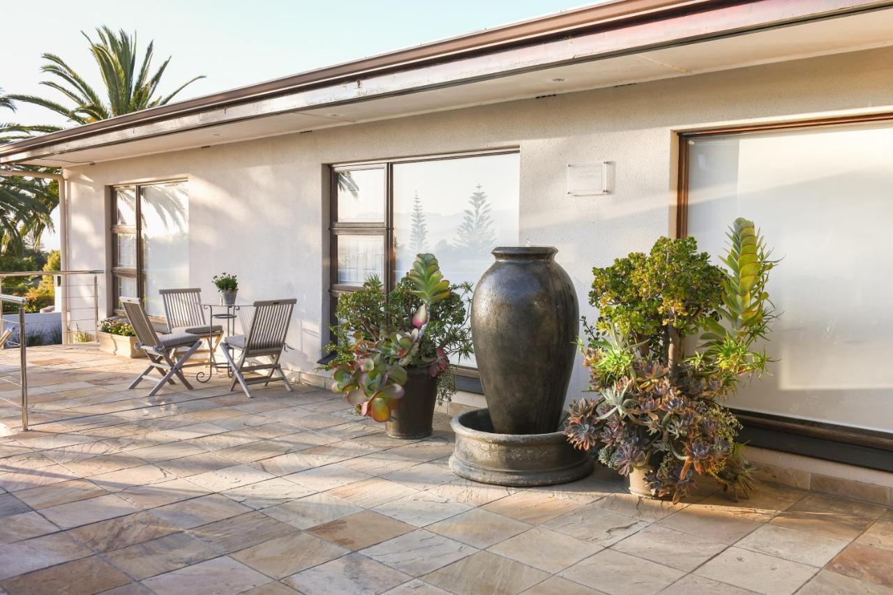 Four Palms Accommodation Durbanville Exterior photo