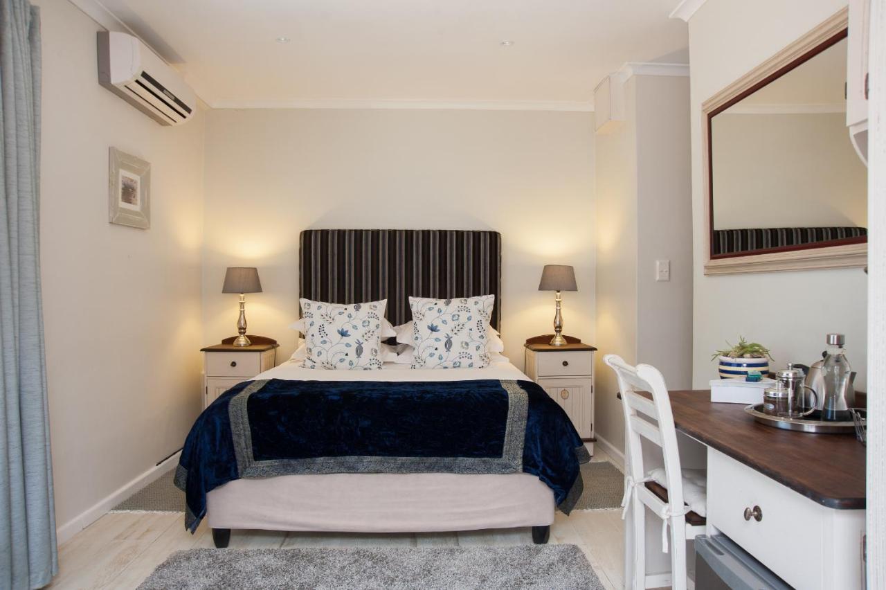 Four Palms Accommodation Durbanville Exterior photo