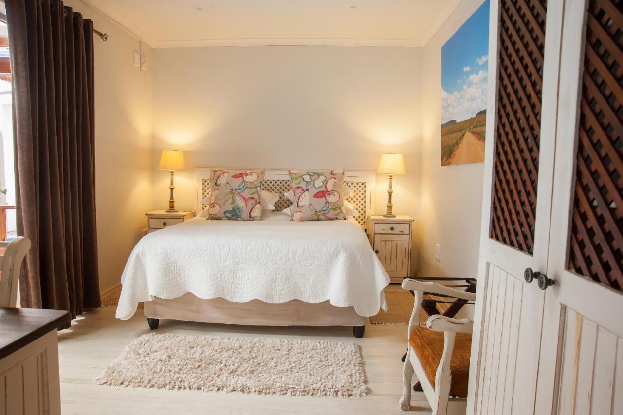 Four Palms Accommodation Durbanville Exterior photo